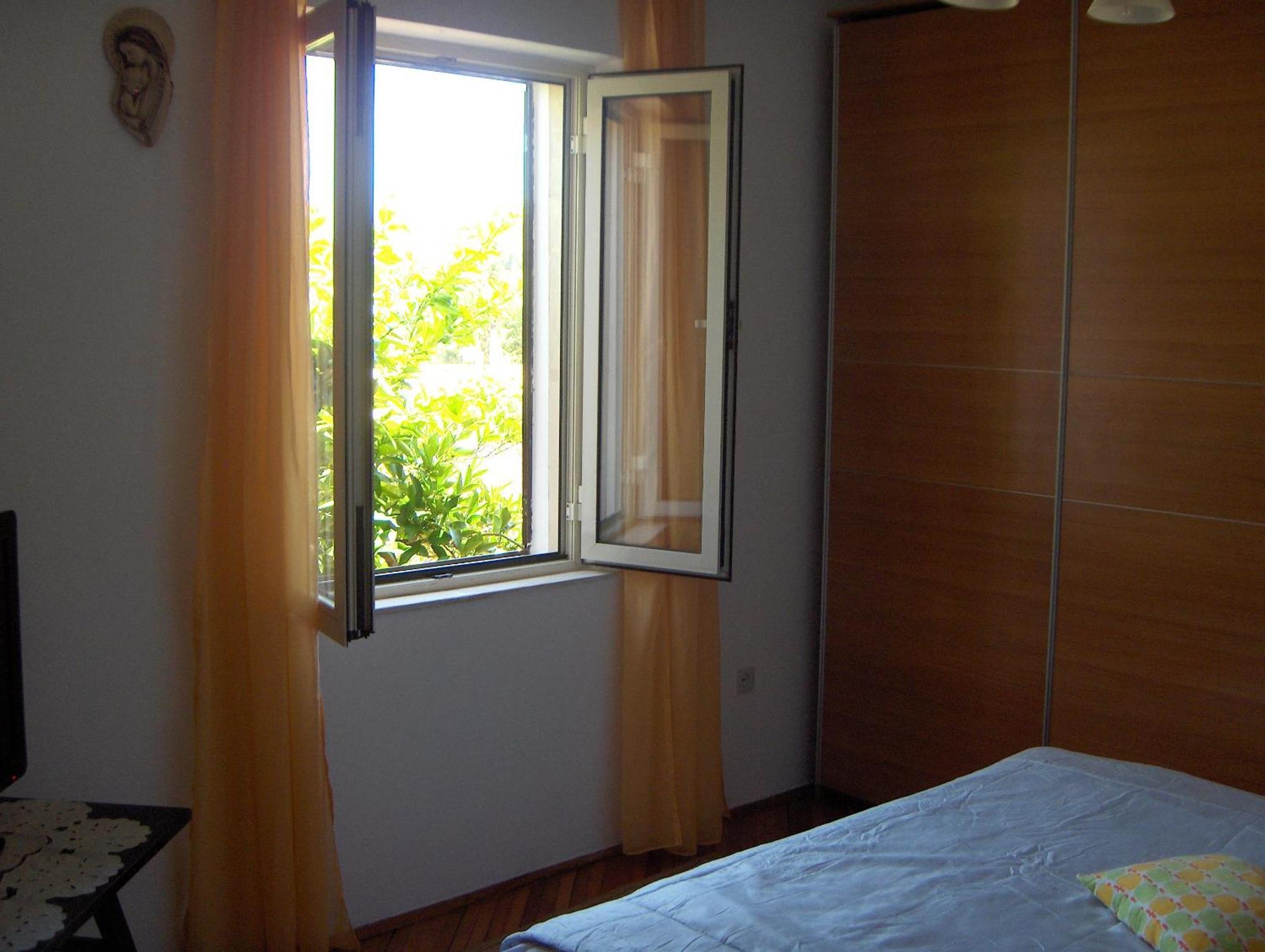 Guest House Roza Vrboska Room photo